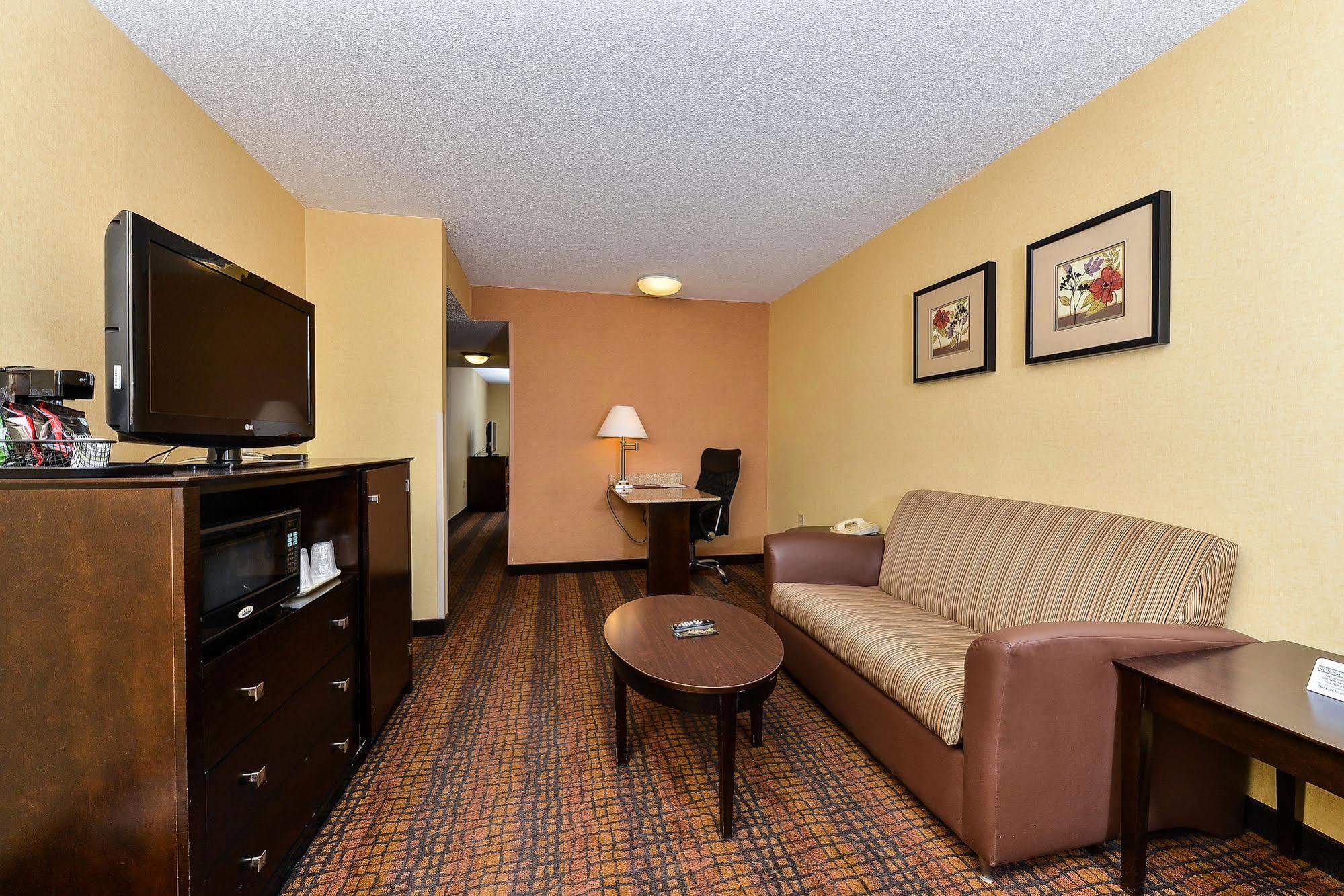 Latitude Suites Tinton Falls Eatontown - BW Premier Collection Buitenkant foto